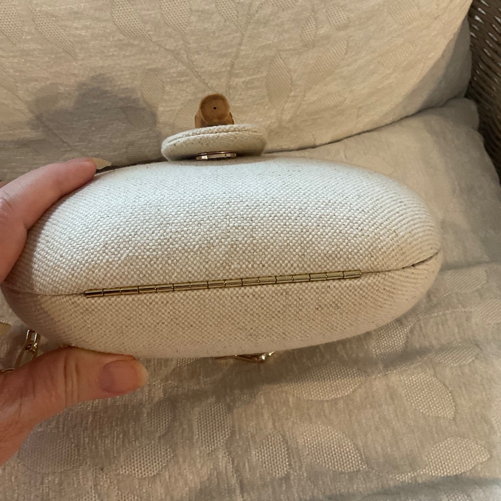 ZARA Small Round Hard Shell Purse With Gold Chain - Picture 3 of 8